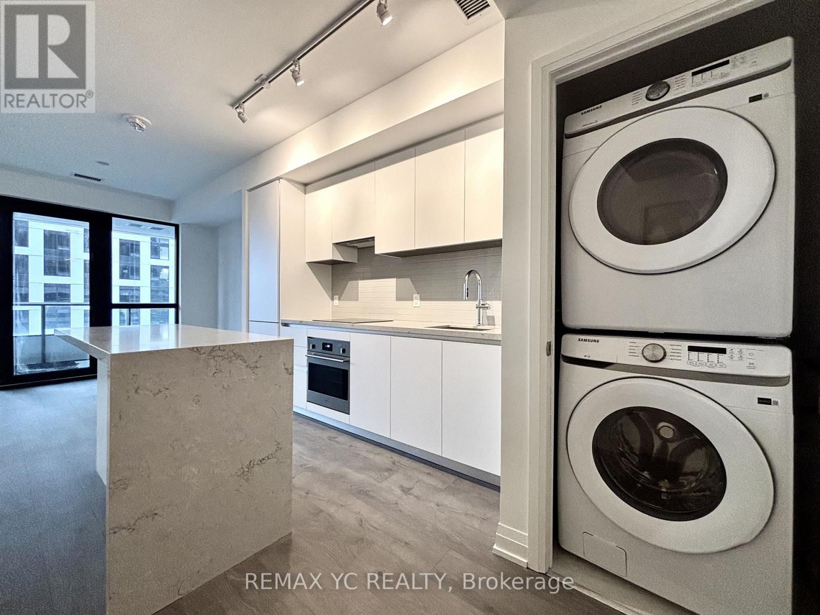 2410 - 4015 The Exchange, Mississauga, Ontario  L5B 0N9 - Photo 4 - W12564152