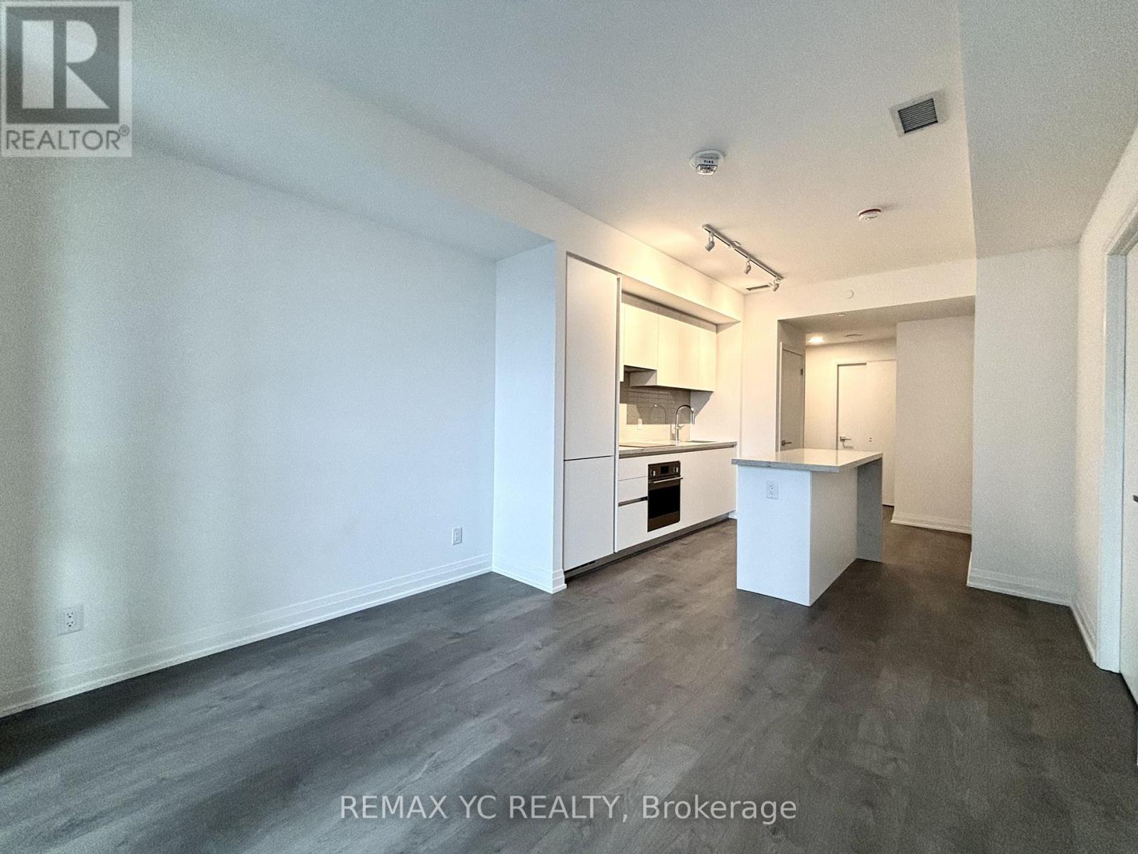 2410 - 4015 The Exchange, Mississauga, Ontario  L5B 0N9 - Photo 7 - W12564152