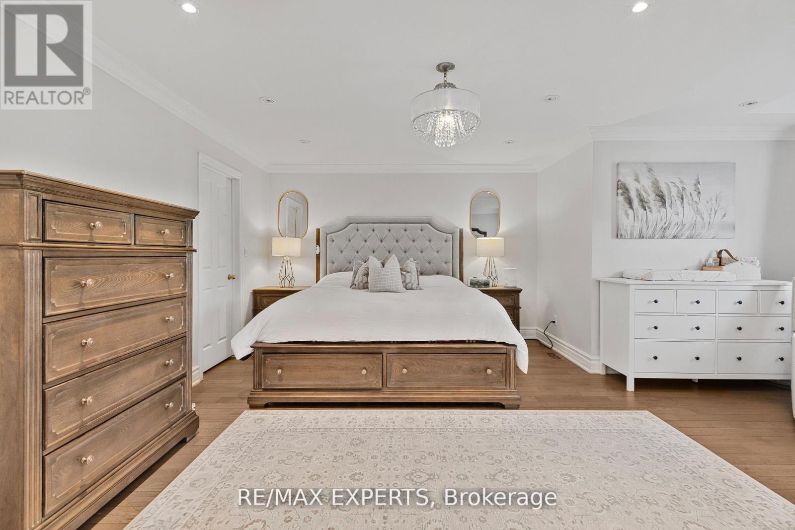 4643 Harbottle Road, Burlington, Ontario  L7M 0E2 - Photo 14 - W12564204