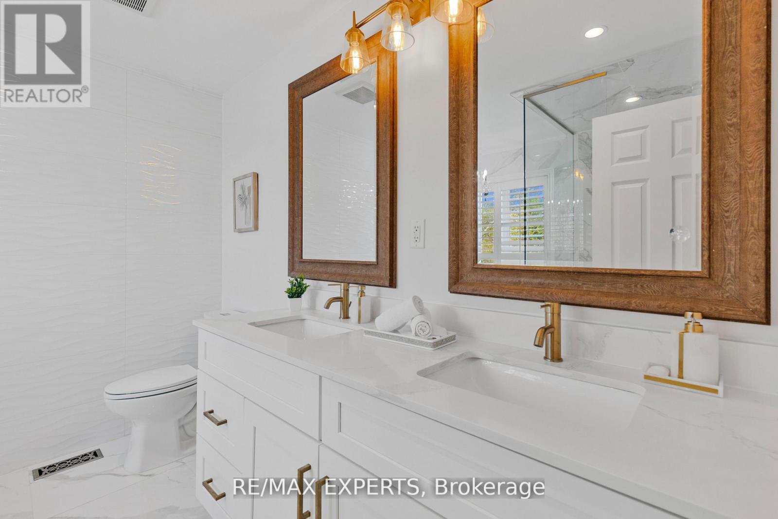 4643 Harbottle Road, Burlington, Ontario  L7M 0E2 - Photo 18 - W12564204