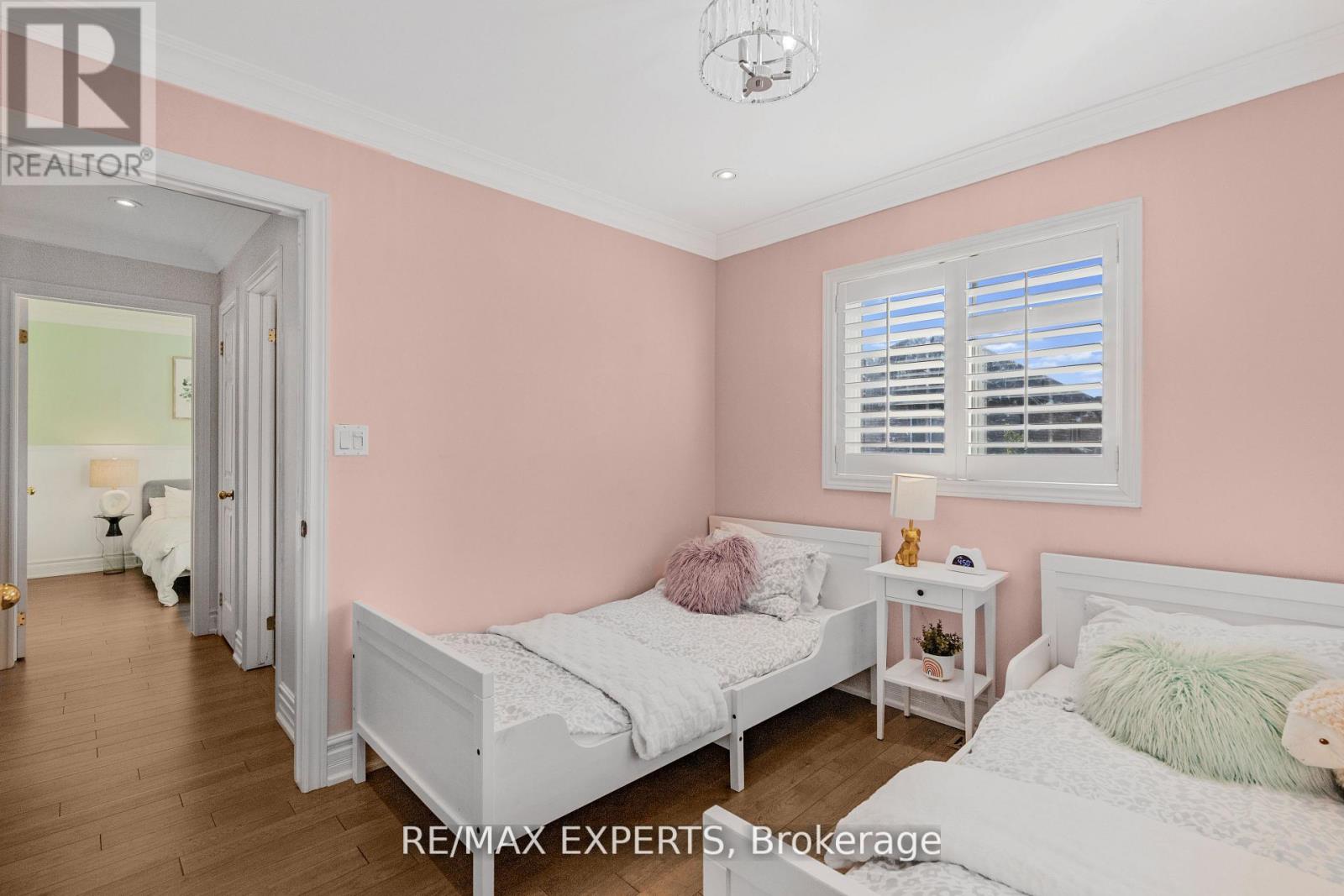 4643 Harbottle Road, Burlington, Ontario  L7M 0E2 - Photo 21 - W12564204