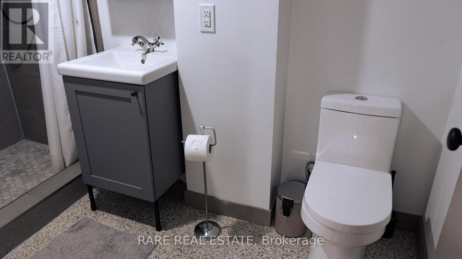 Basement - 33 Juliet Crescent, Toronto, Ontario  M6M 1N5 - Photo 8 - W12564212