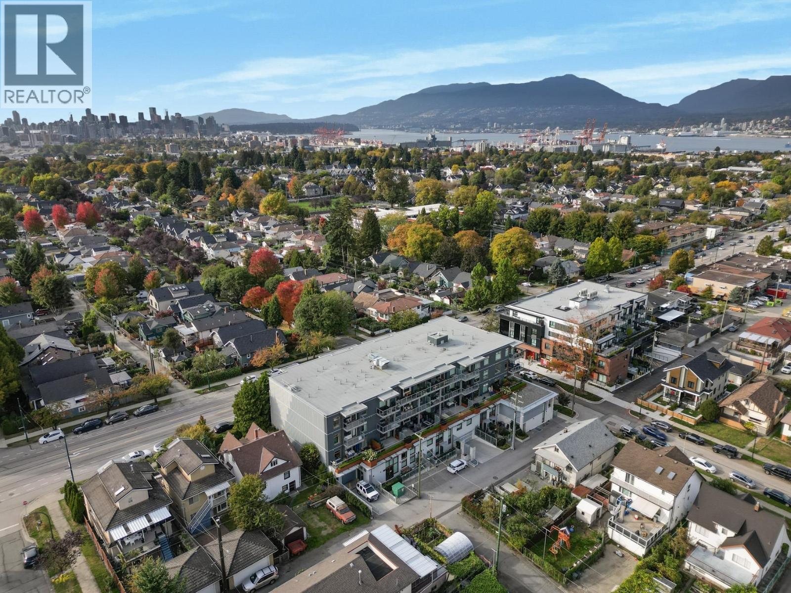 202 2408 Grant Street, Vancouver, British Columbia  V5K 3G4 - Photo 2 - R3058339