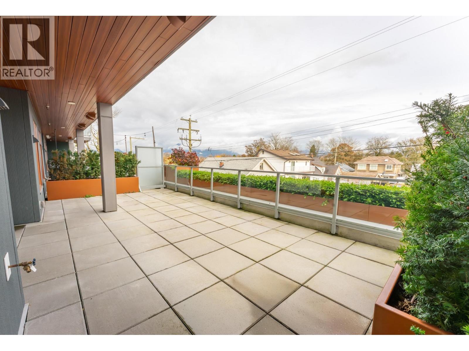 202 2408 GRANT STREET, Vancouver, British Columbia