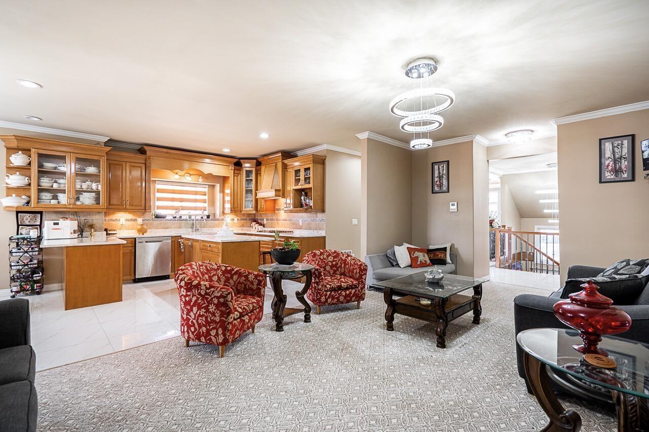 12967 106a Avenue, Surrey, British Columbia V3T 2E3 - Photo 4 - R3068844