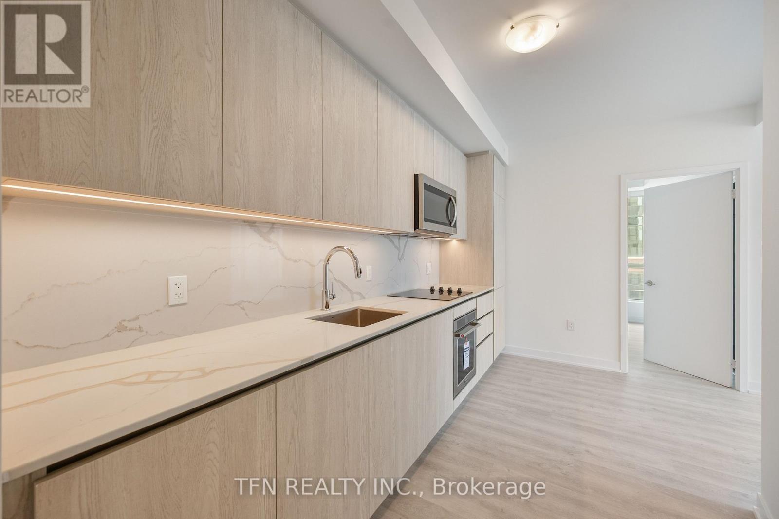 729 - 15 Richardson Street, Toronto, Ontario  M5A 0Y5 - Photo 3 - C12564232