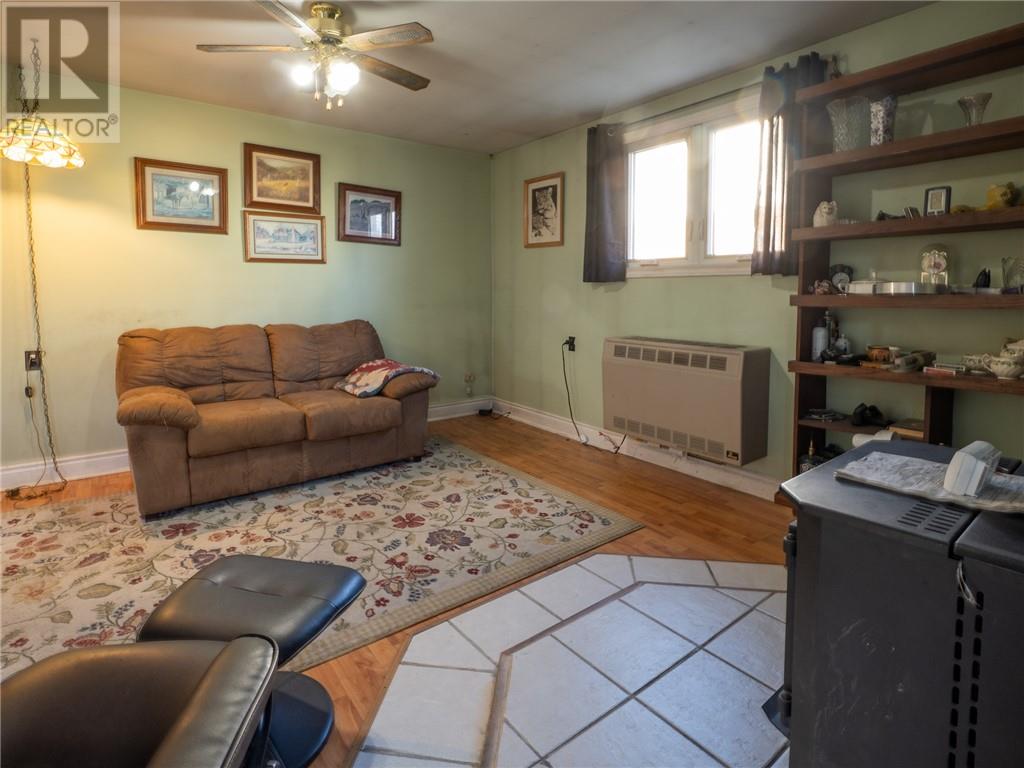 110 Walcot, Manitowaning, Ontario  P0P 1N0 - Photo 27 - 2125723