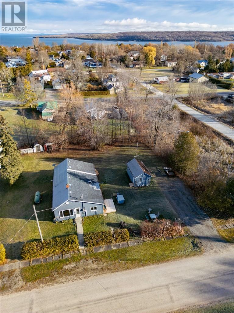 110 Walcot, Manitowaning, Ontario  P0P 1N0 - Photo 3 - 2125723