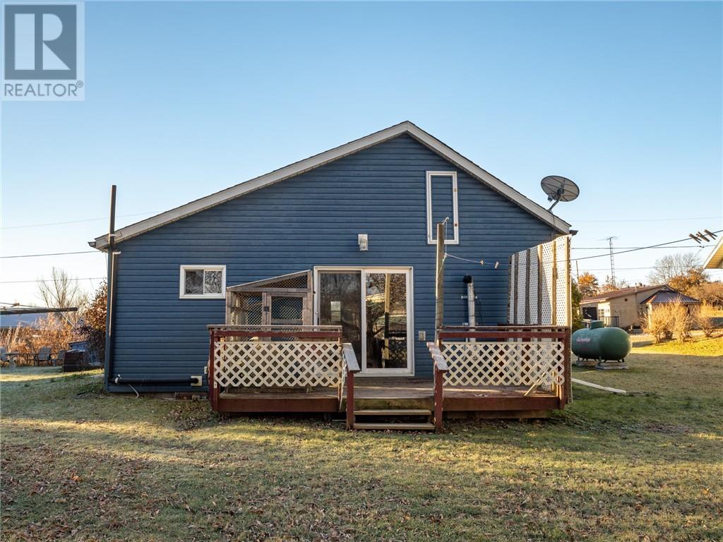 110 Walcot, Manitowaning, Ontario  P0P 1N0 - Photo 40 - 2125723