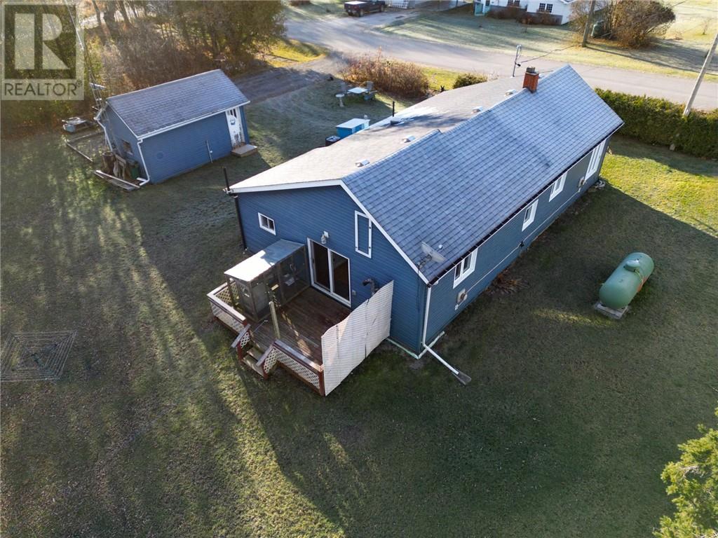 110 Walcot, Manitowaning, Ontario  P0P 1N0 - Photo 5 - 2125723