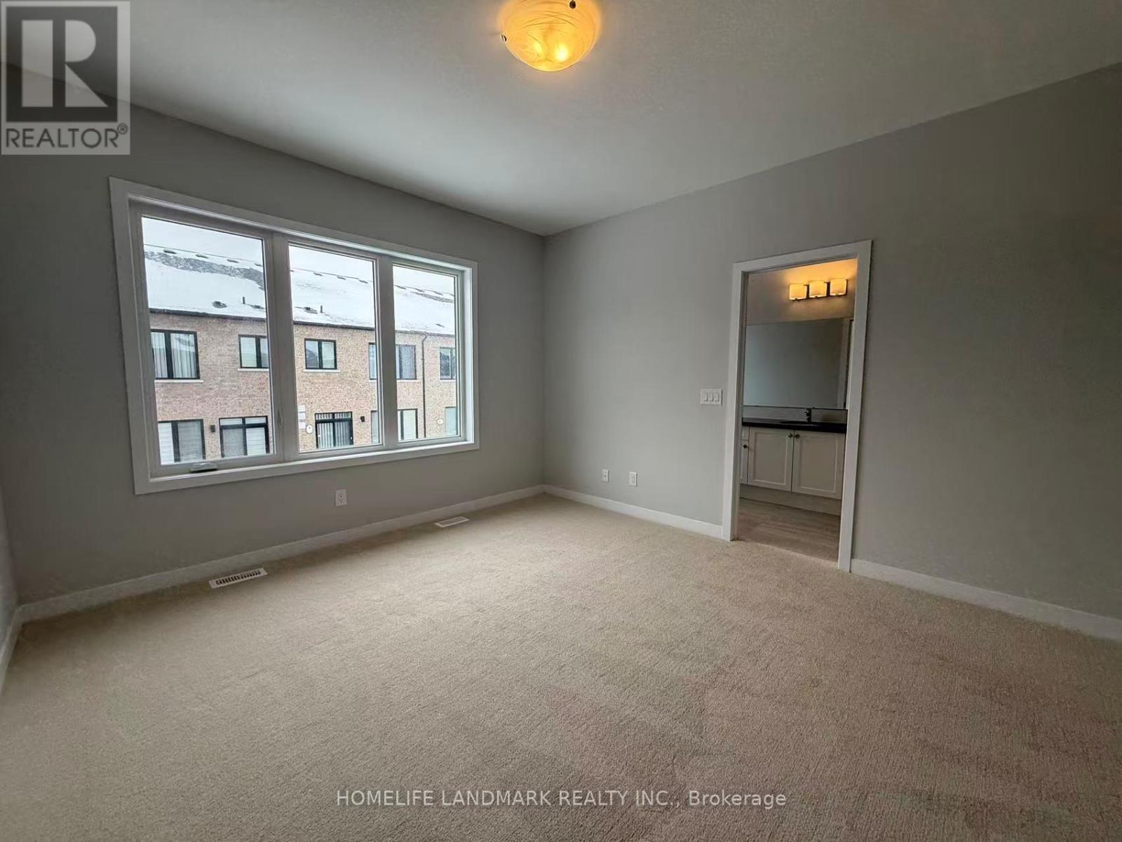 9 Harvey Bunker Crescent, Markham, Ontario  L6C 3M7 - Photo 5 - N12562186