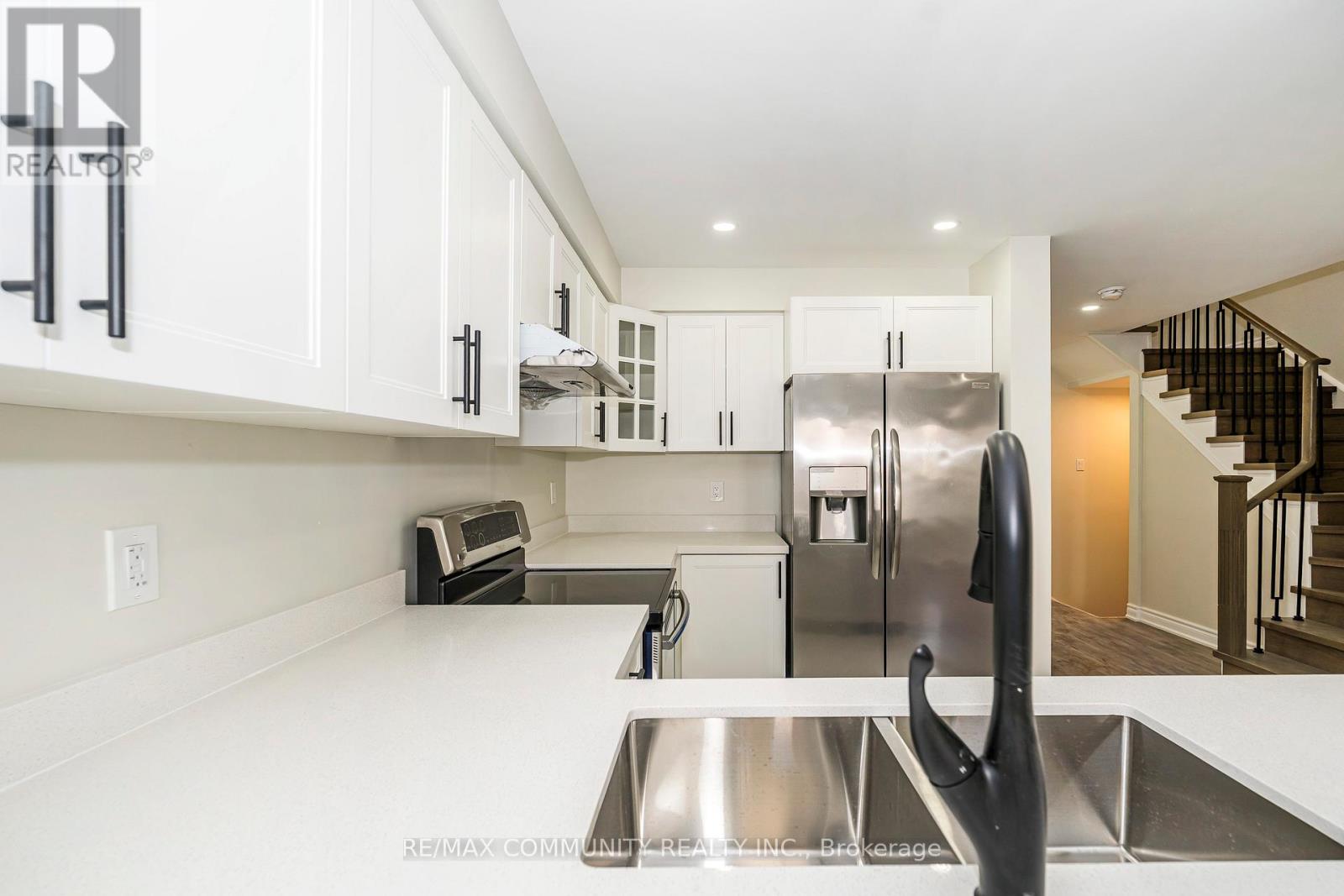 10 Tanasi Road, Brampton, Ontario  L6X 0K4 - Photo 13 - W12543566