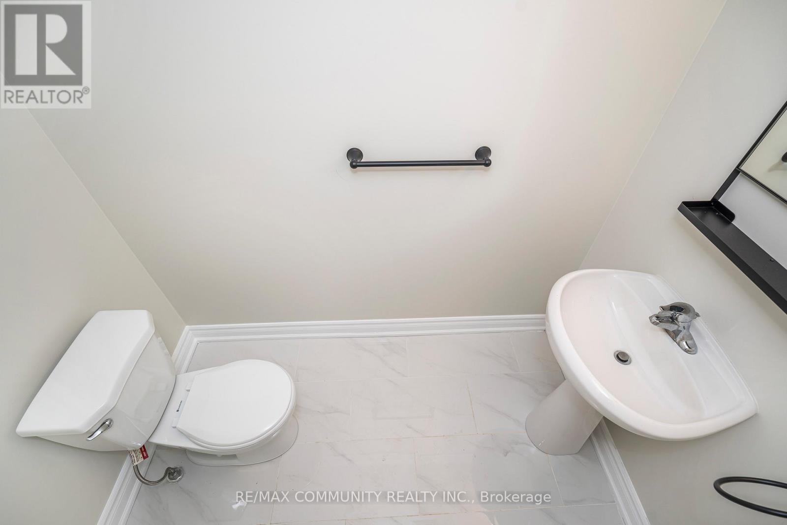 10 Tanasi Road, Brampton, Ontario  L6X 0K4 - Photo 17 - W12543566