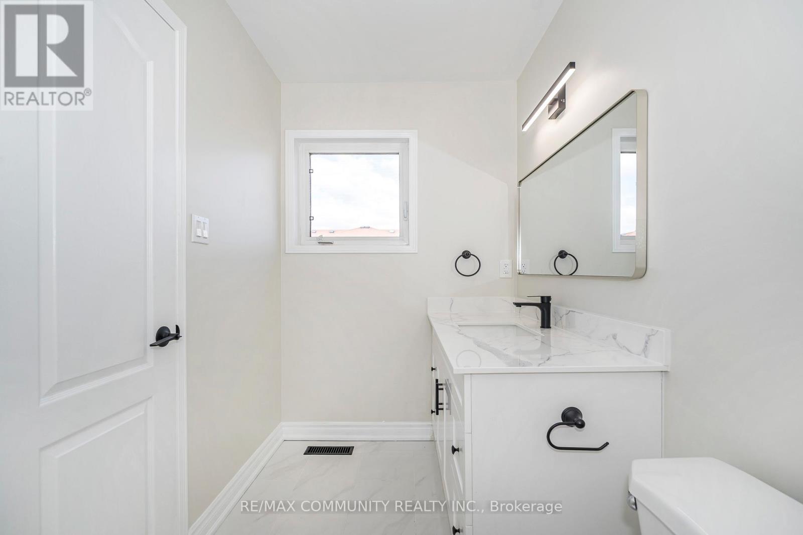 10 Tanasi Road, Brampton, Ontario  L6X 0K4 - Photo 23 - W12543566