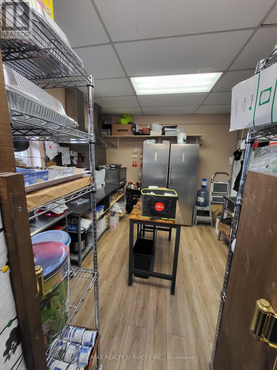 109 - 28 Mill Street, Orangeville, Ontario  L9W 2M3 - Photo 12 - W12564222