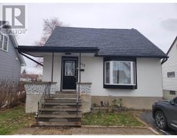 212 Kenogami AVE S, Thunder Bay, Ontario