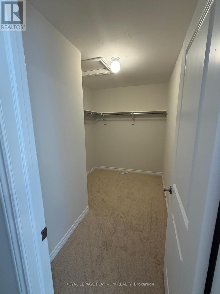 155 Mceachern Lane, Gravenhurst, Ontario  P1P 0H8 - Photo 7 - X12564024