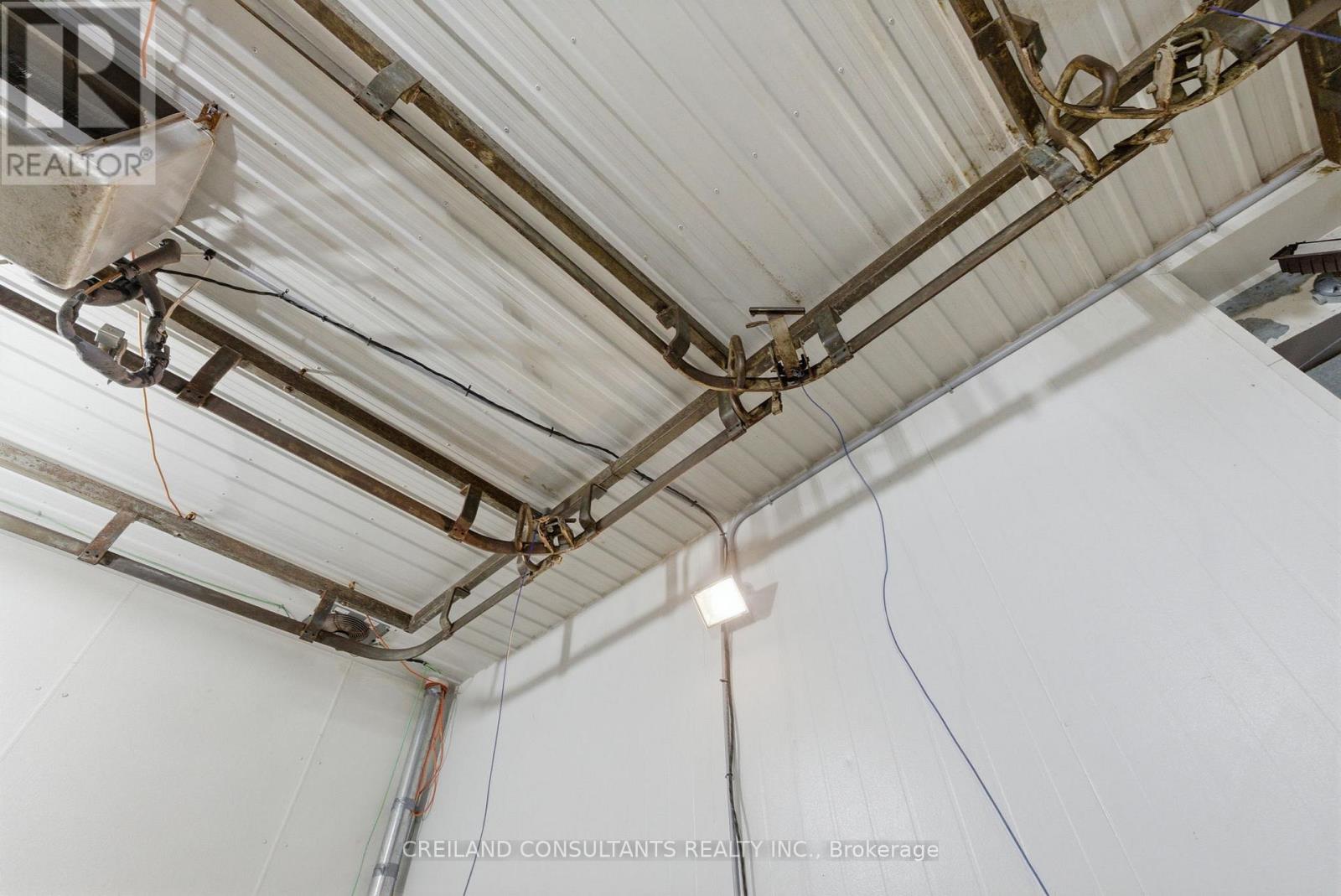 2133 Little Britain Road, Kawartha Lakes, Ontario  K9V 4R2 - Photo 16 - X12564026