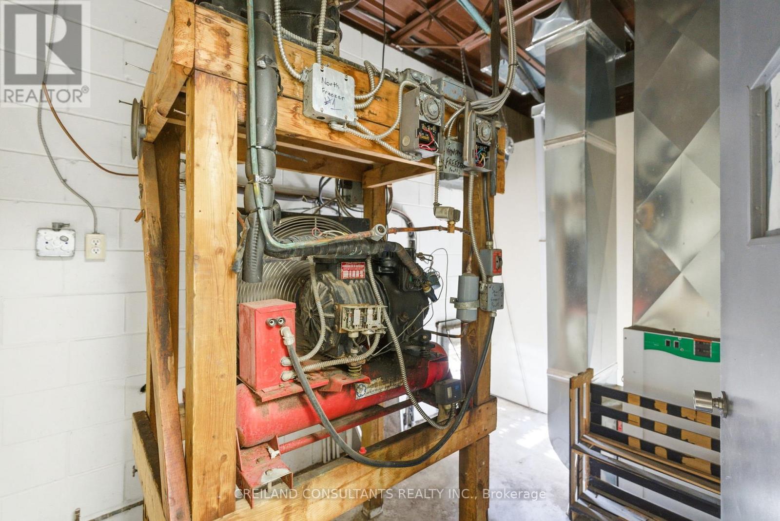 2133 Little Britain Road, Kawartha Lakes, Ontario  K9V 4R2 - Photo 25 - X12564040