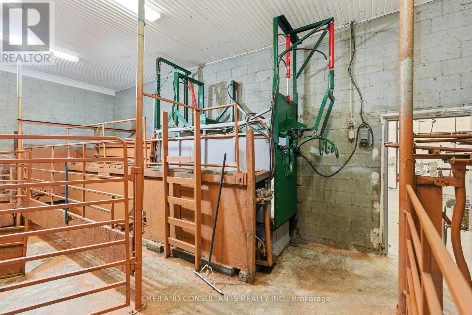 2133 Little Britain Road, Kawartha Lakes, Ontario  K9V 4R2 - Photo 31 - X12564040