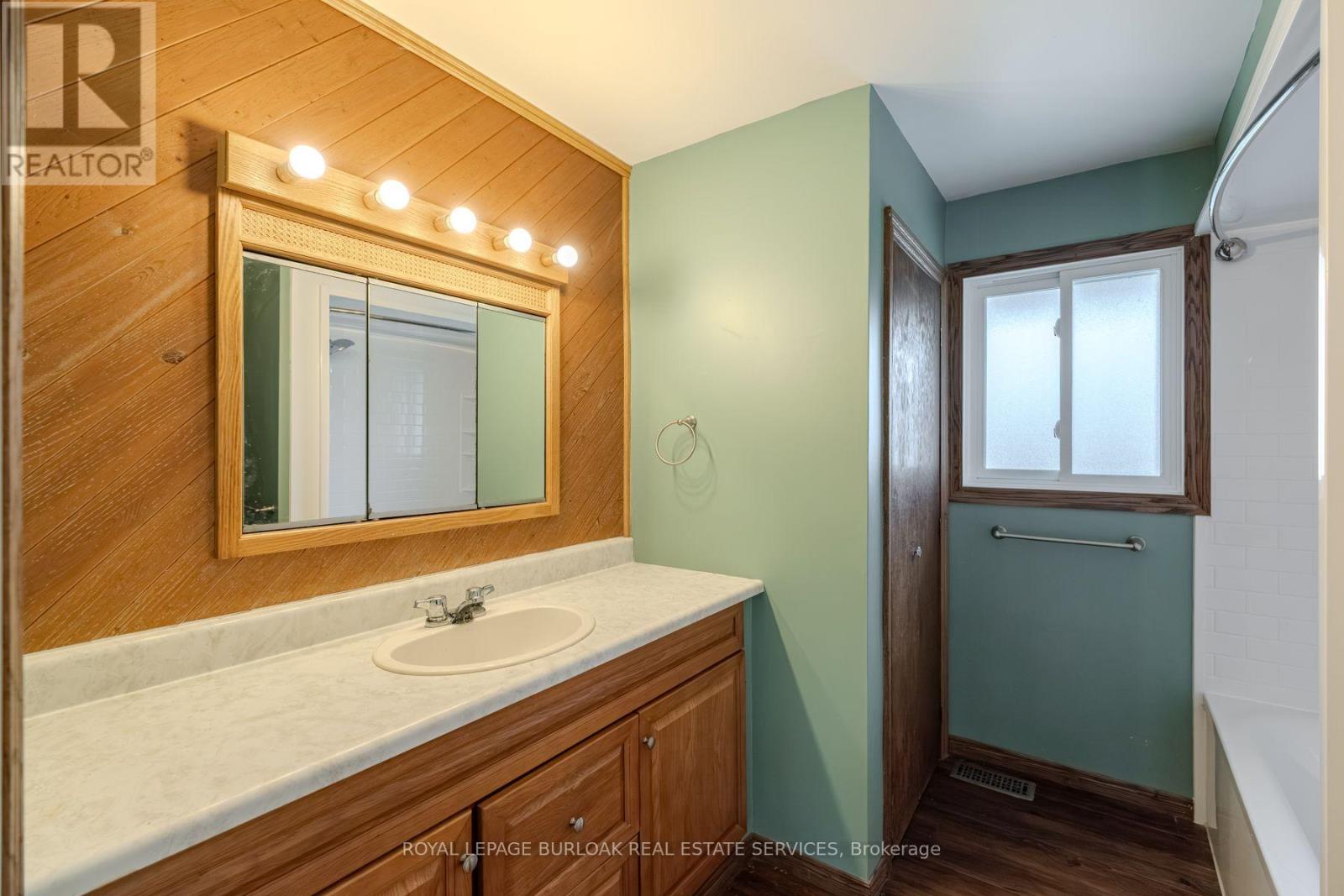 56 Eleventh Concession Road, Brant, Ontario  N0E 1E0 - Photo 14 - X12564092