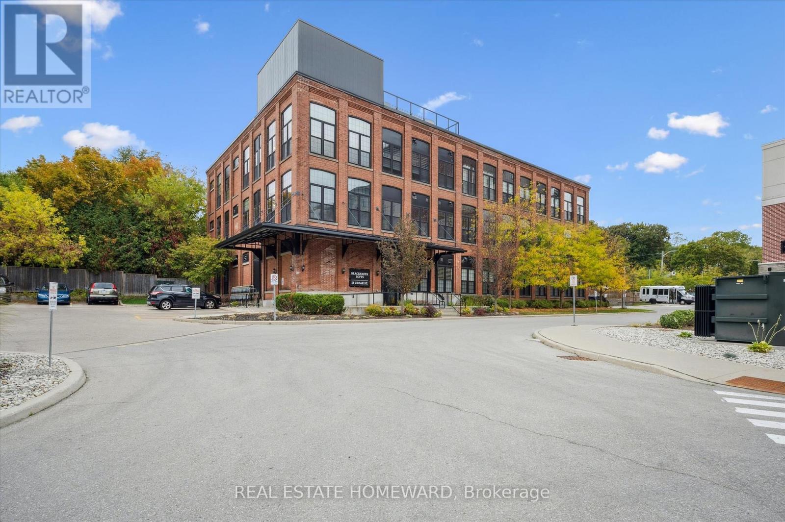 303 - 24 Cedar Street, Cambridge, Ontario  N1S 0B2 - Photo 3 - X12564122