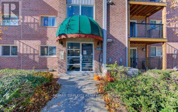 27 - 3085 Kingsway Drive, Kitchener, Ontario  N2C 2P1 - Photo 2 - X12564156