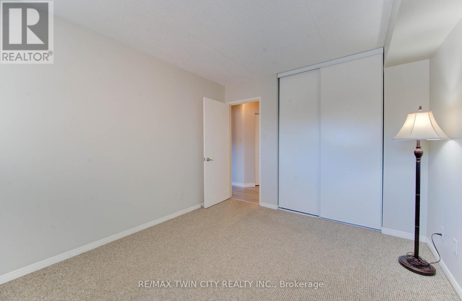 27 - 3085 Kingsway Drive, Kitchener, Ontario  N2C 2P1 - Photo 20 - X12564156