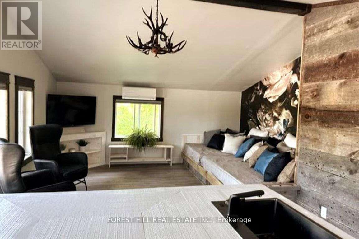 1014 Lois Lane, Minden Hills, Ontario  K0M 2L1 - Photo 20 - X12564196