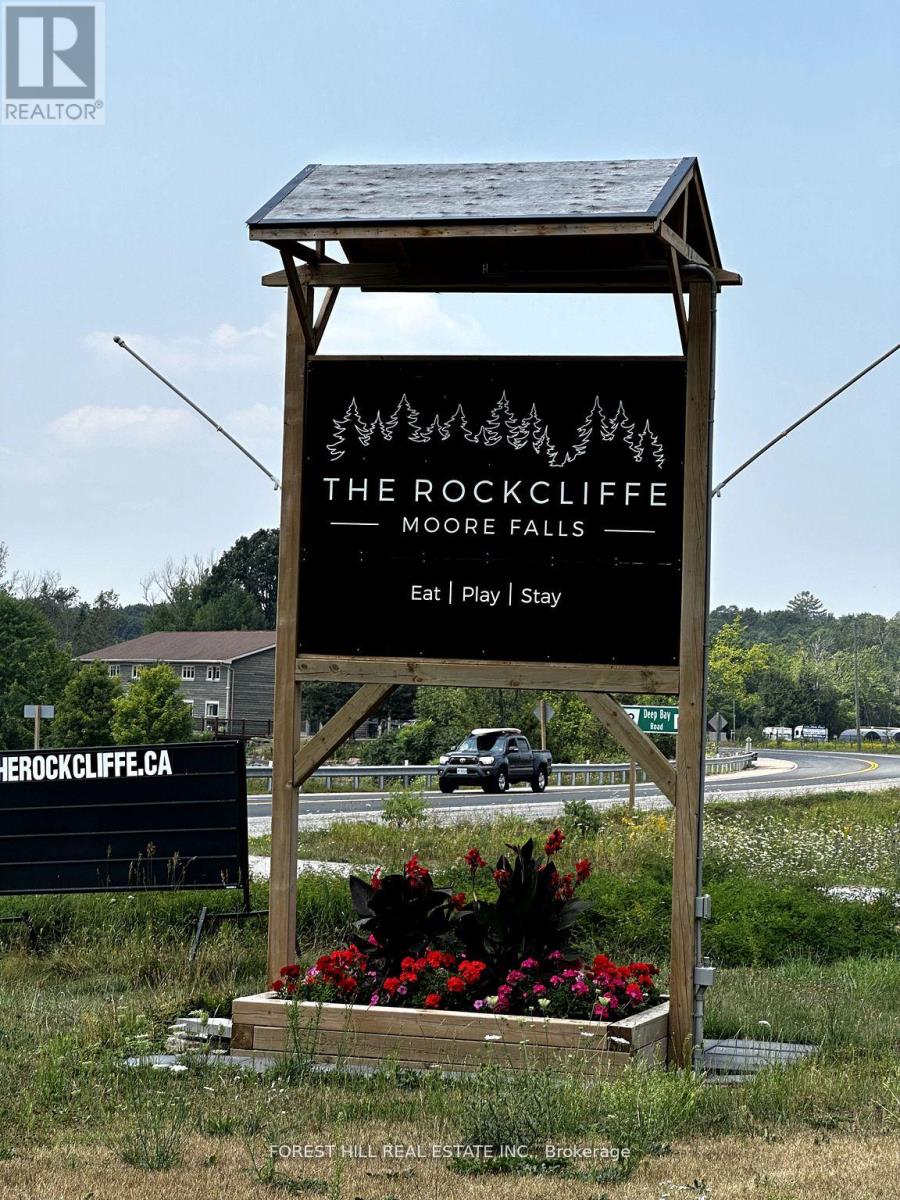 1014 Lois Lane, Minden Hills, Ontario  K0M 2L1 - Photo 5 - X12564196