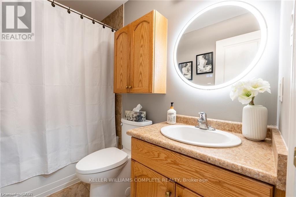 144 Sumner Crescent, Grimsby, Ontario  L3M 0B4 - Photo 16 - X12564214