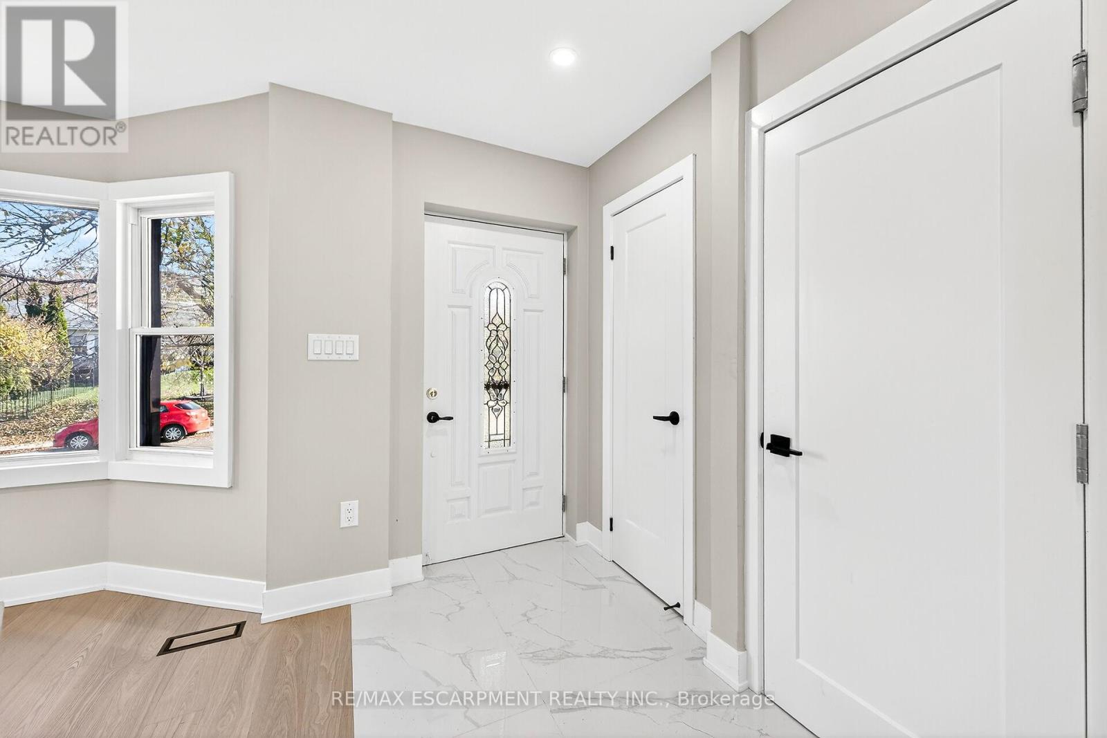 26 Martin Road, Hamilton, Ontario  L8K 3N1 - Photo 29 - X12564244