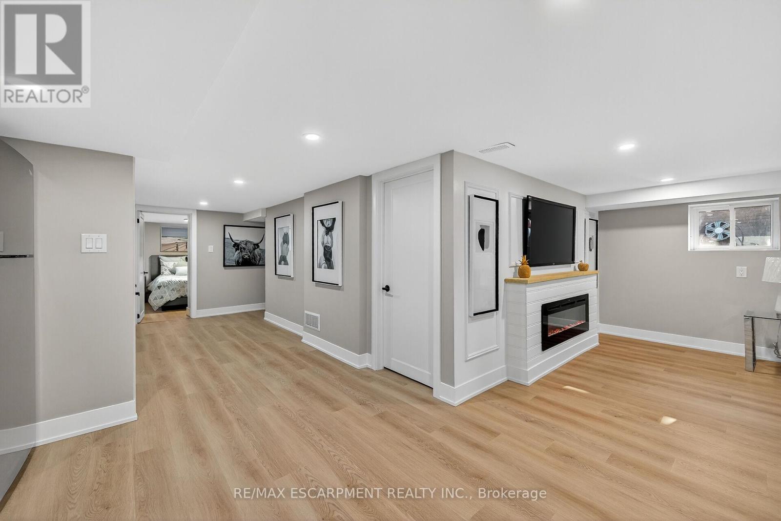 26 Martin Road, Hamilton, Ontario  L8K 3N1 - Photo 41 - X12564244