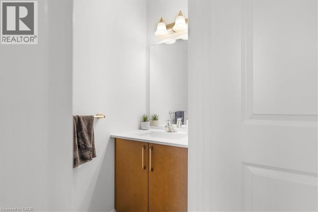 155 Equestrian Way Unit# 61, Cambridge, Ontario  N3E 0E8 - Photo 5 - 40789682