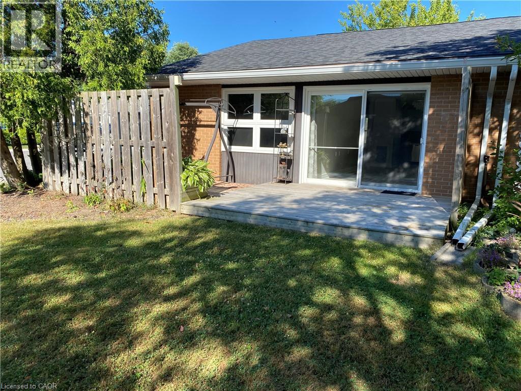 47 Szollosy Circle, Hamilton, Ontario  L9B 1T8 - Photo 13 - 40789672