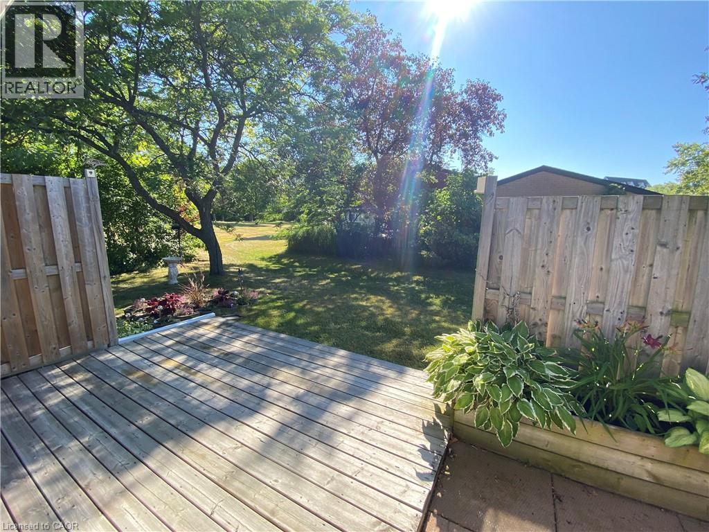 47 Szollosy Circle, Hamilton, Ontario  L9B 1T8 - Photo 14 - 40789672