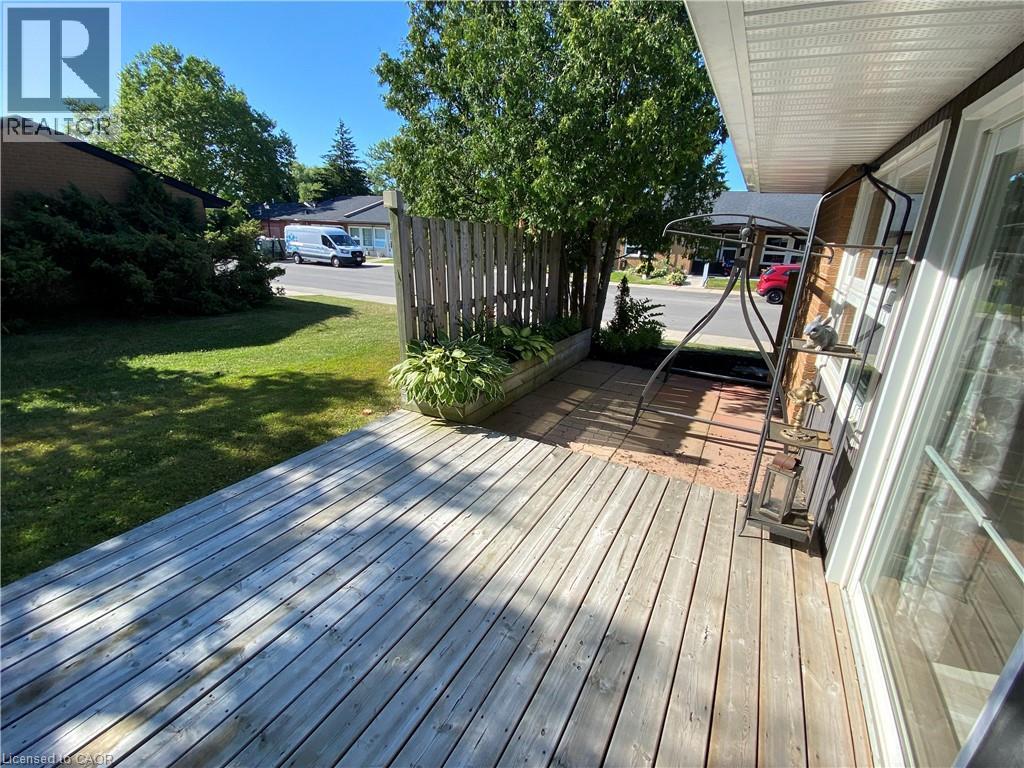 47 Szollosy Circle, Hamilton, Ontario  L9B 1T8 - Photo 15 - 40789672