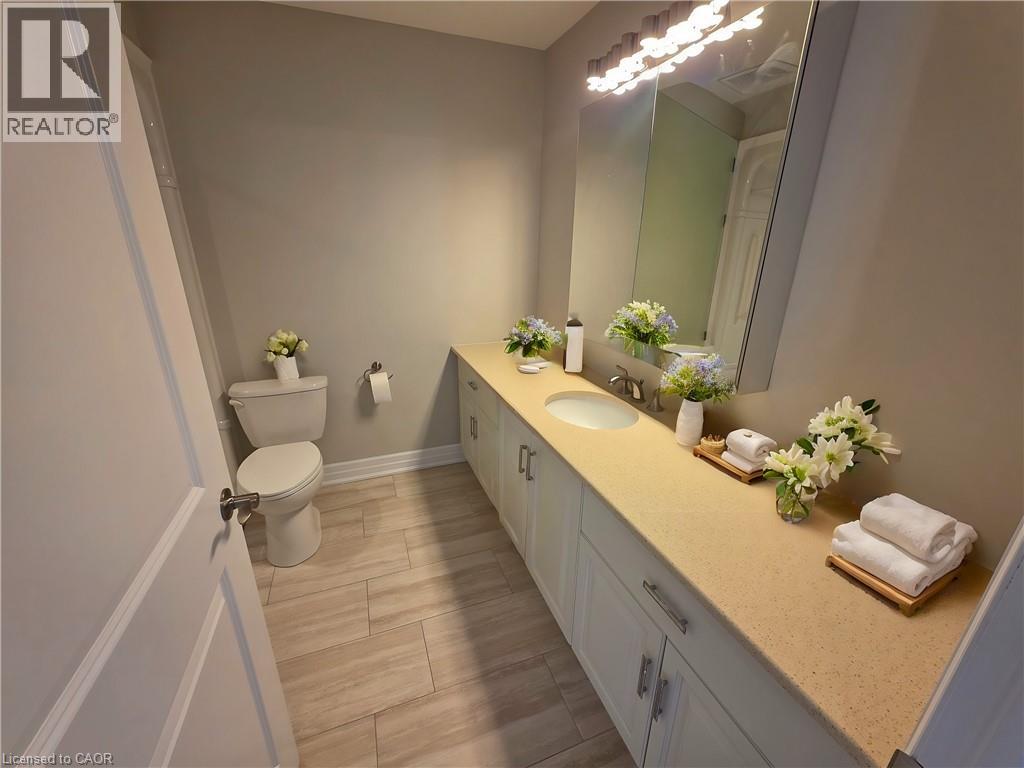 47 Szollosy Circle, Hamilton, Ontario  L9B 1T8 - Photo 6 - 40789672