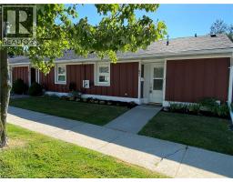 47 SZOLLOSY Circle, Hamilton, Ontario