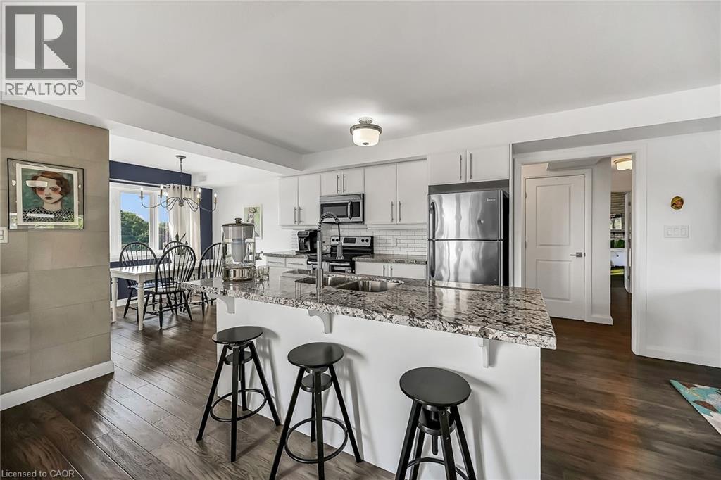 23 Echovalley Drive Unit# 12, Stoney Creek, Ontario  L8J 0K4 - Photo 10 - 40789565