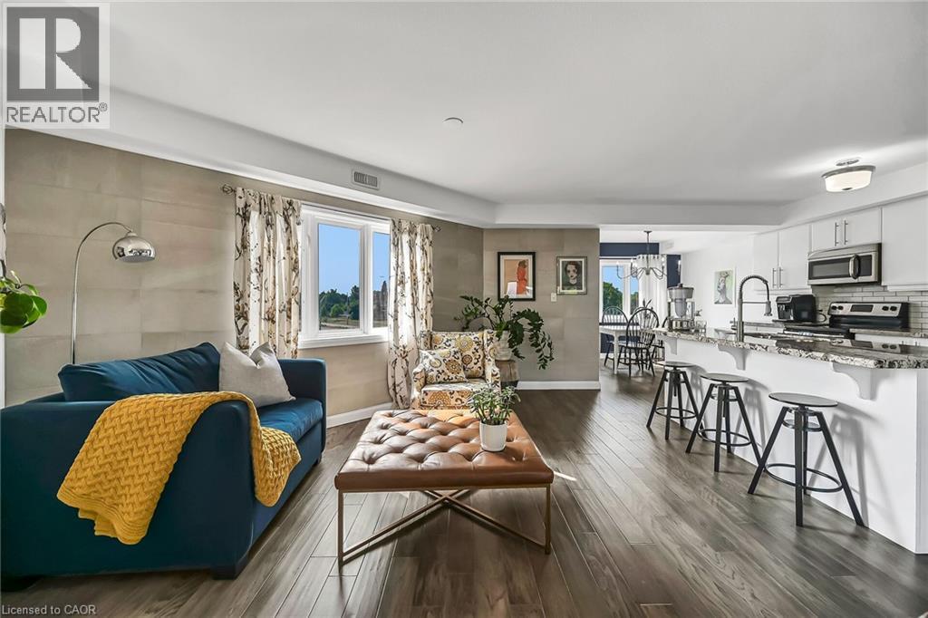 23 Echovalley Drive Unit# 12, Stoney Creek, Ontario  L8J 0K4 - Photo 8 - 40789565