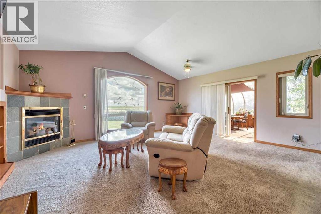 14 Grande Point Estates, Strathmore, Alberta  T1P 1L3 - Photo 10 - A2256620