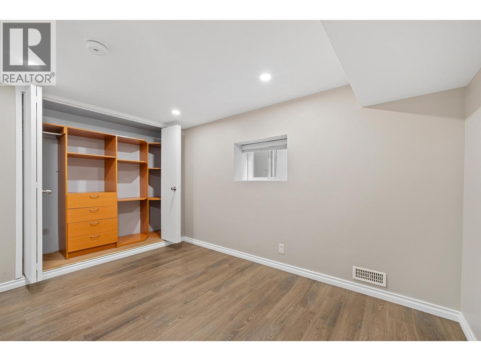 1137 Cloverley Street, North Vancouver, British Columbia  V7L 1N7 - Photo 21 - R3069084