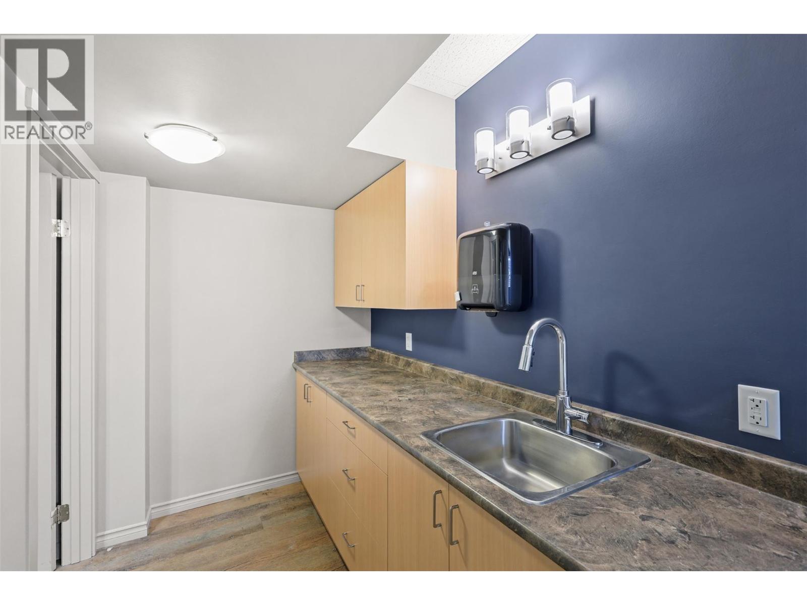 921 Laval Crescent Unit# C, Kamloops, British Columbia  V2C 5P4 - Photo 18 - 10369476