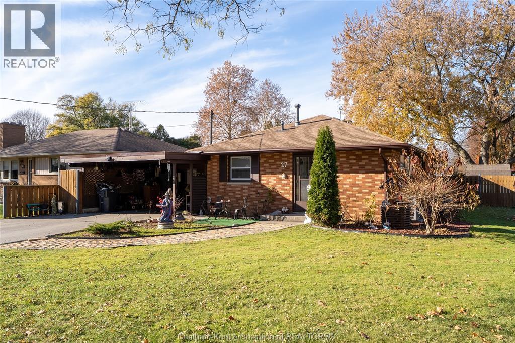27 Hillcrest AVENUE, Chatham, Ontario