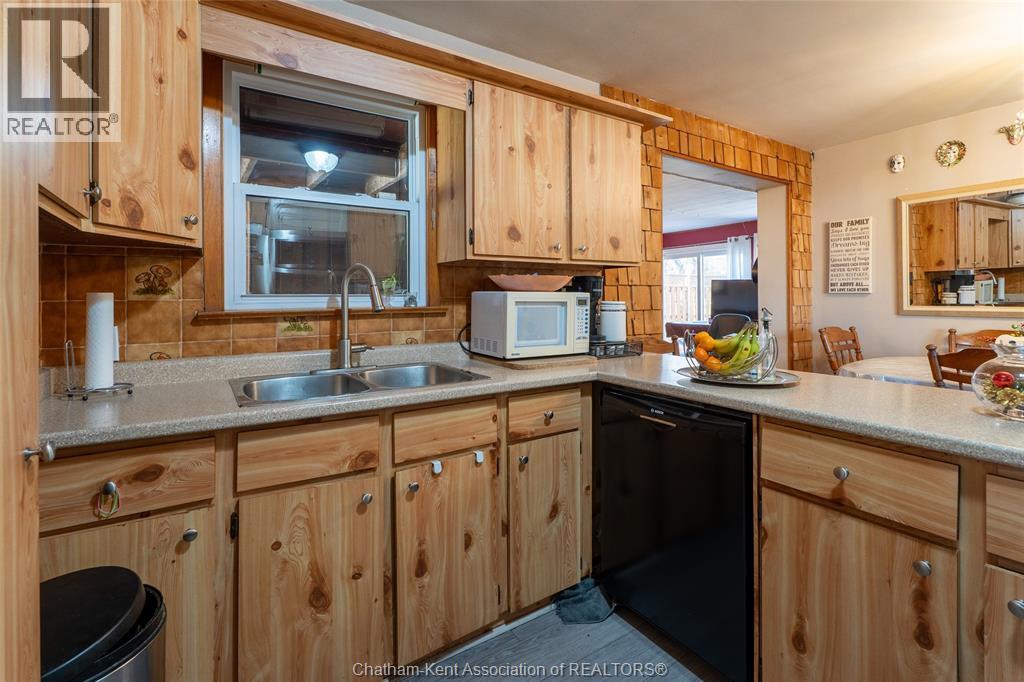 27 Hillcrest Avenue, Chatham, Ontario  N7M 4E9 - Photo 18 - 25029295