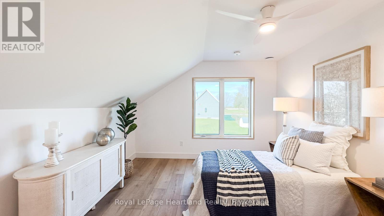 89 Isobel Street, Ashfield-Colborne-Wawanosh, Ontario  N0M 1R0 - Photo 38 - X12332511