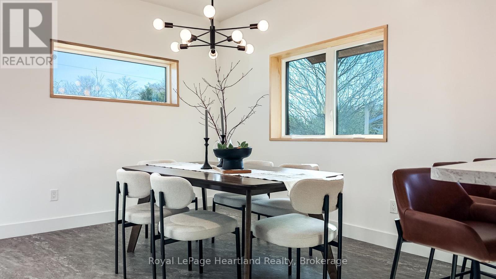 89 Isobel Street, Ashfield-Colborne-Wawanosh, Ontario  N0M 1R0 - Photo 9 - X12332511