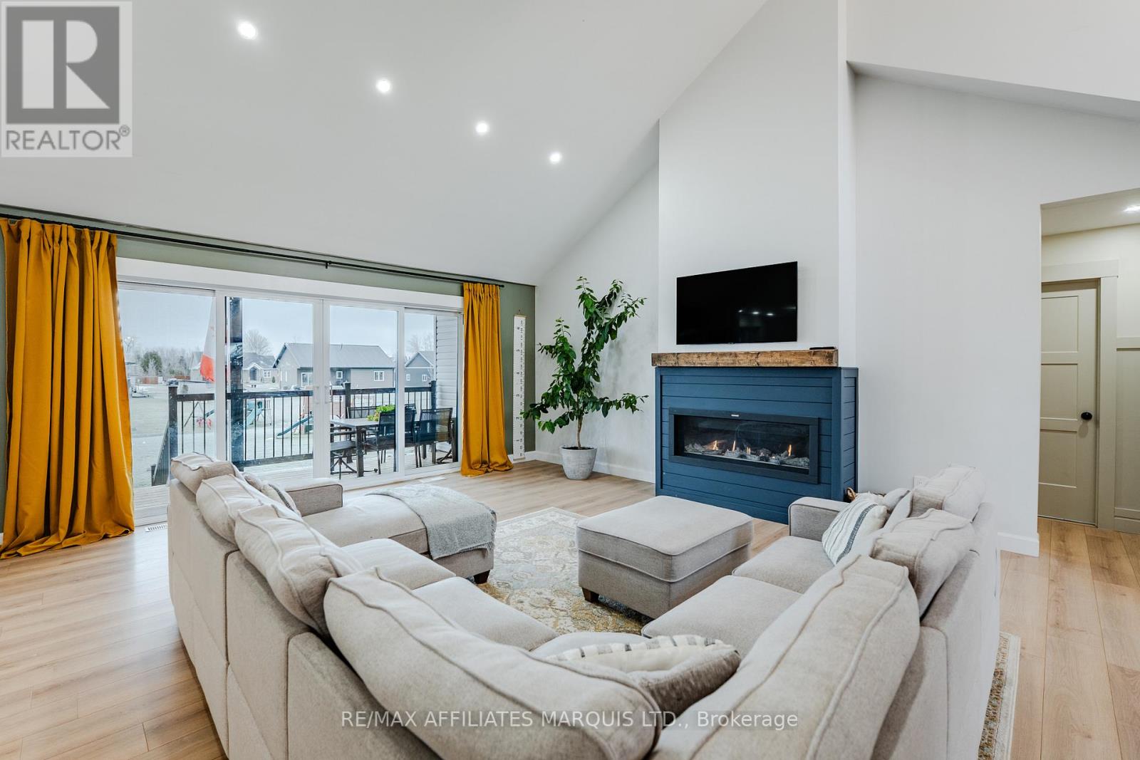 2 Meadow Lane, South Stormont, Ontario  K0C 1R0 - Photo 10 - X12564308