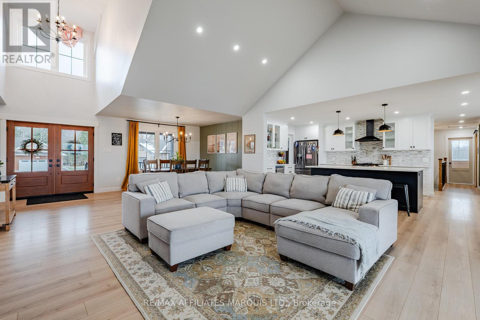 2 Meadow Lane, South Stormont, Ontario  K0C 1R0 - Photo 12 - X12564308